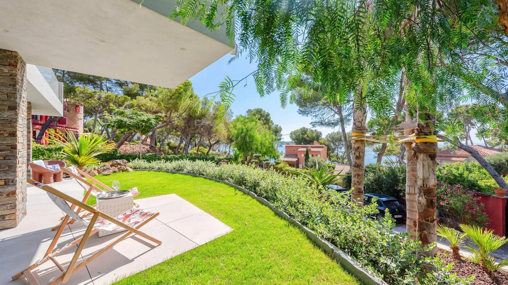 Tokoto Rez De Jardin Vue Mer contacts